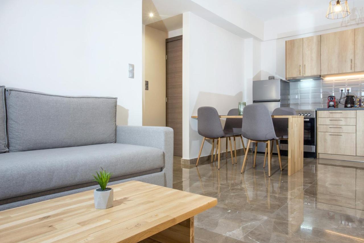 Vardians Villas & Suites การิสโตส ภายนอก รูปภาพ